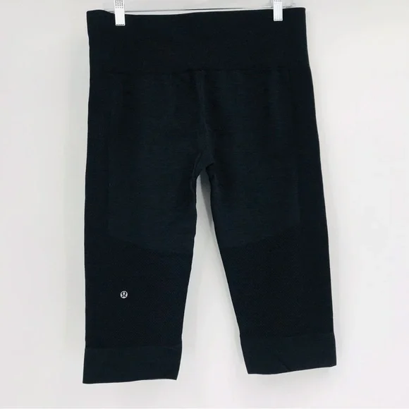 Lululemon Mid Rise Seamless Crop Leggings - Picture 3 of 5